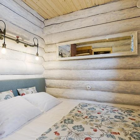 Koru Cottage Laagri Exteriör bild